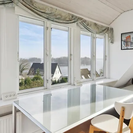 Beautiful In Krus With House Sea View