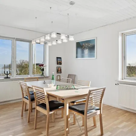 Beautiful In Krus With House Sea View 4* 库拉萨