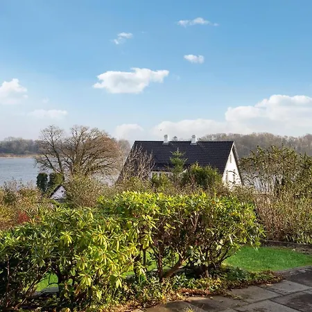 Beautiful In Krus With House Sea View Hotell 4*